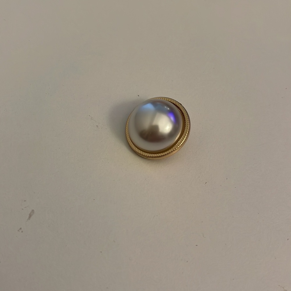 Authentic Chanel charm pearl gold